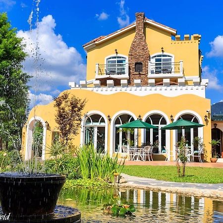 山閱聖堡羅莊園 Bed & Breakfast Yuchi Exterior foto