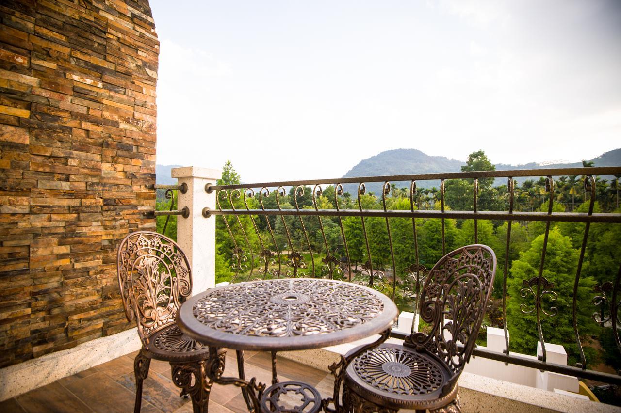 山閱聖堡羅莊園 Bed & Breakfast Yuchi Exterior foto