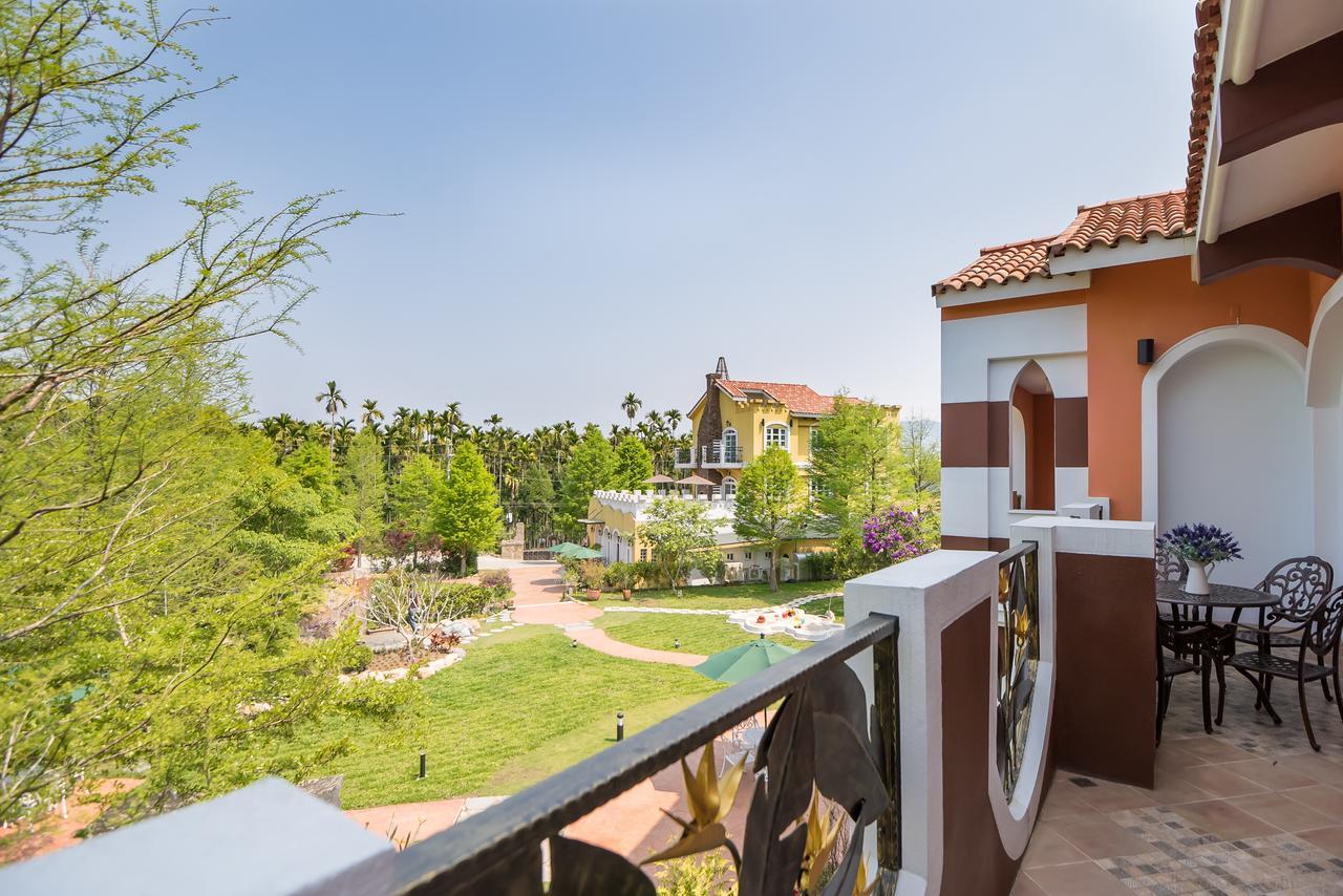 山閱聖堡羅莊園 Bed & Breakfast Yuchi Exterior foto