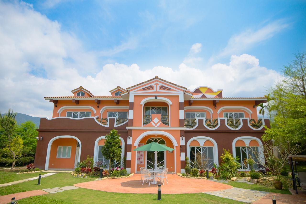 山閱聖堡羅莊園 Bed & Breakfast Yuchi Exterior foto